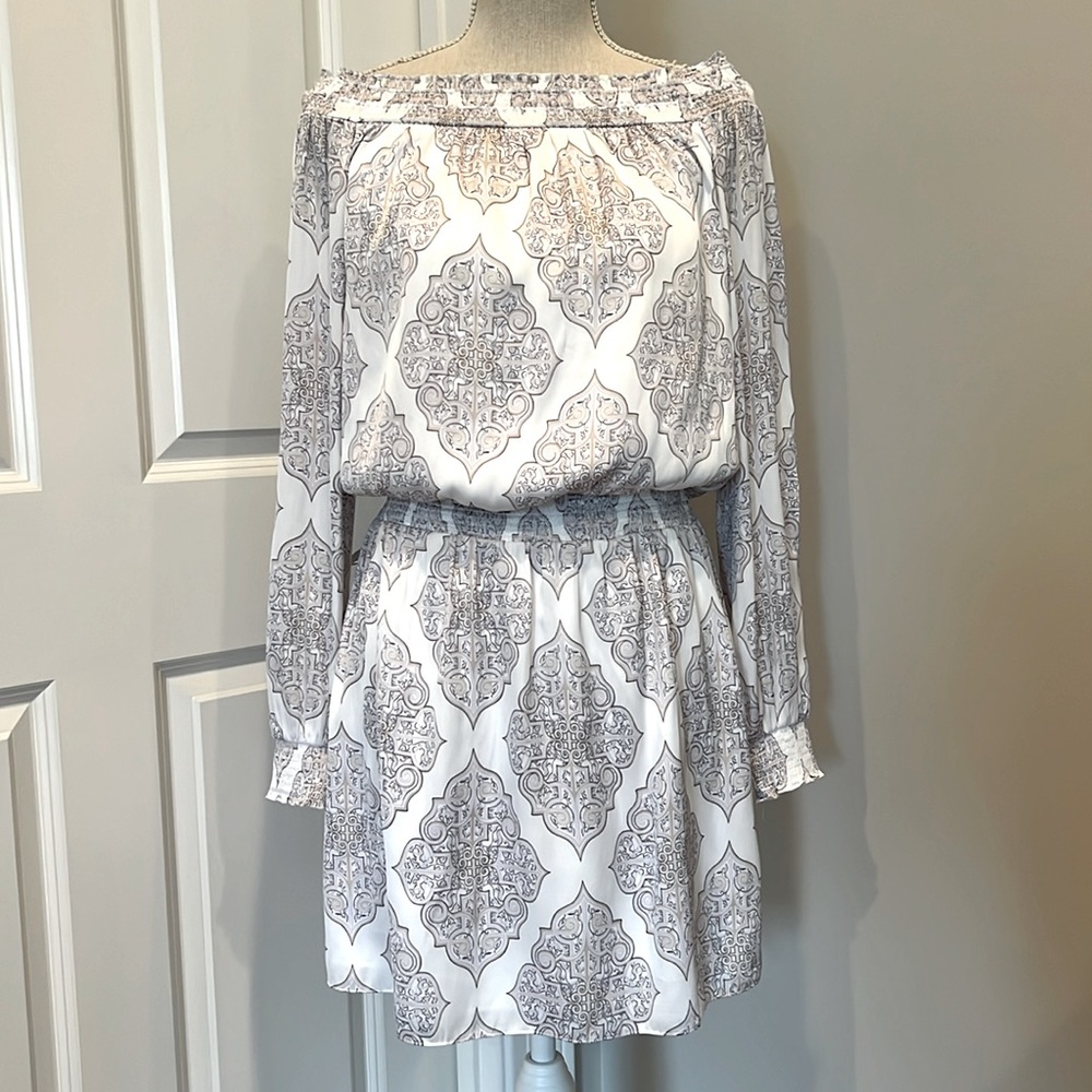 White House Black Market mini dress. Off the shoulder. Long sleeves with slit.